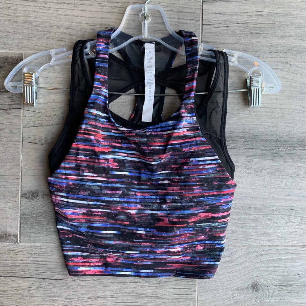 Lululemon sports bra